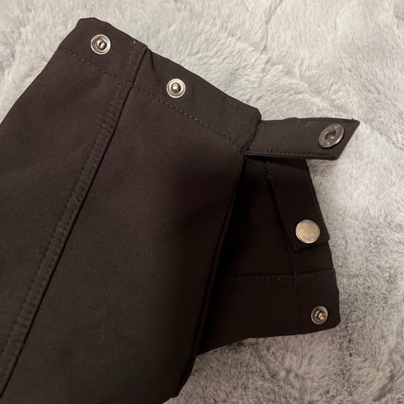 Black zip up jacket - Picture 5 of 6